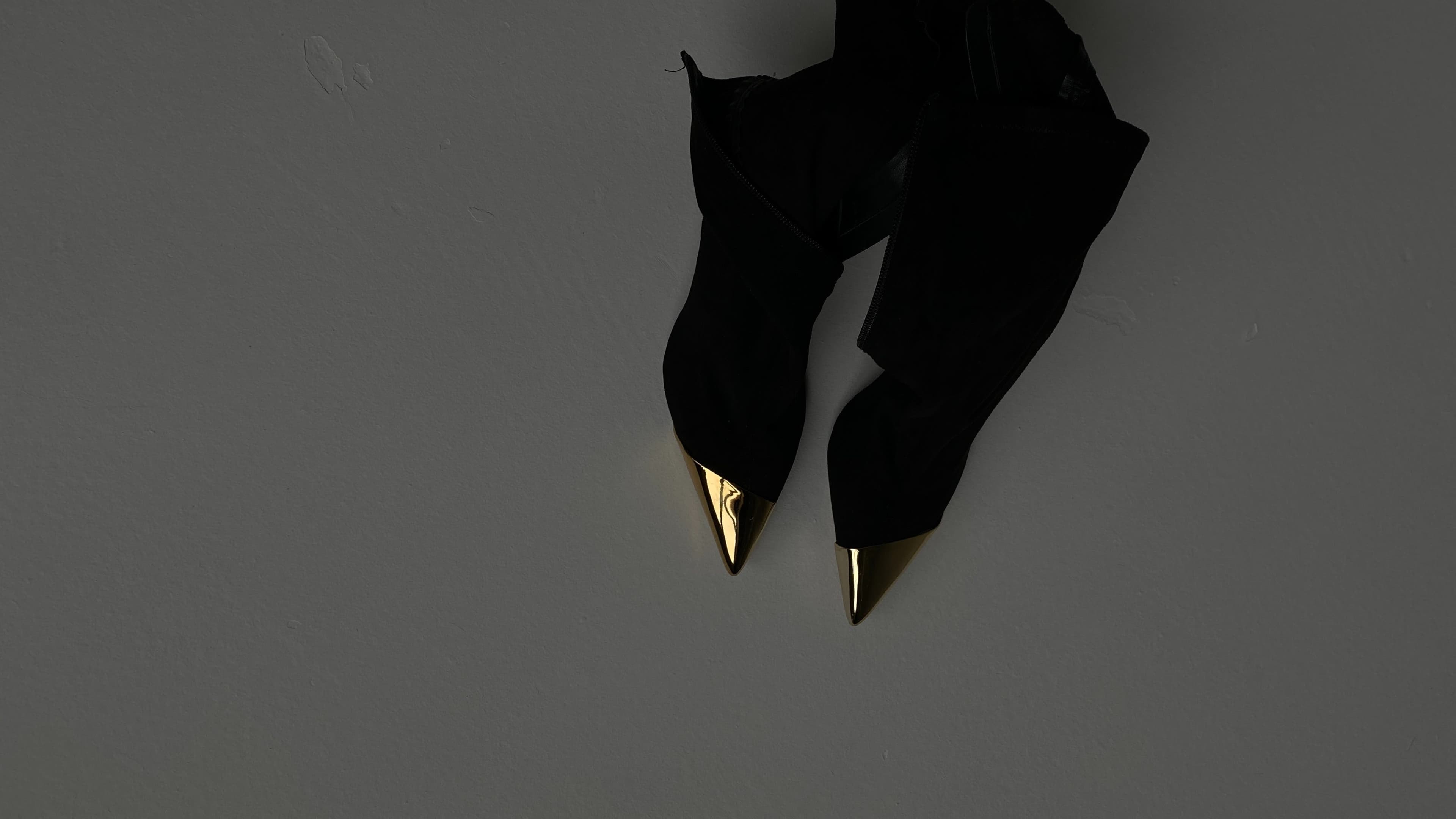 Radiant Silver Cascade Stiletto